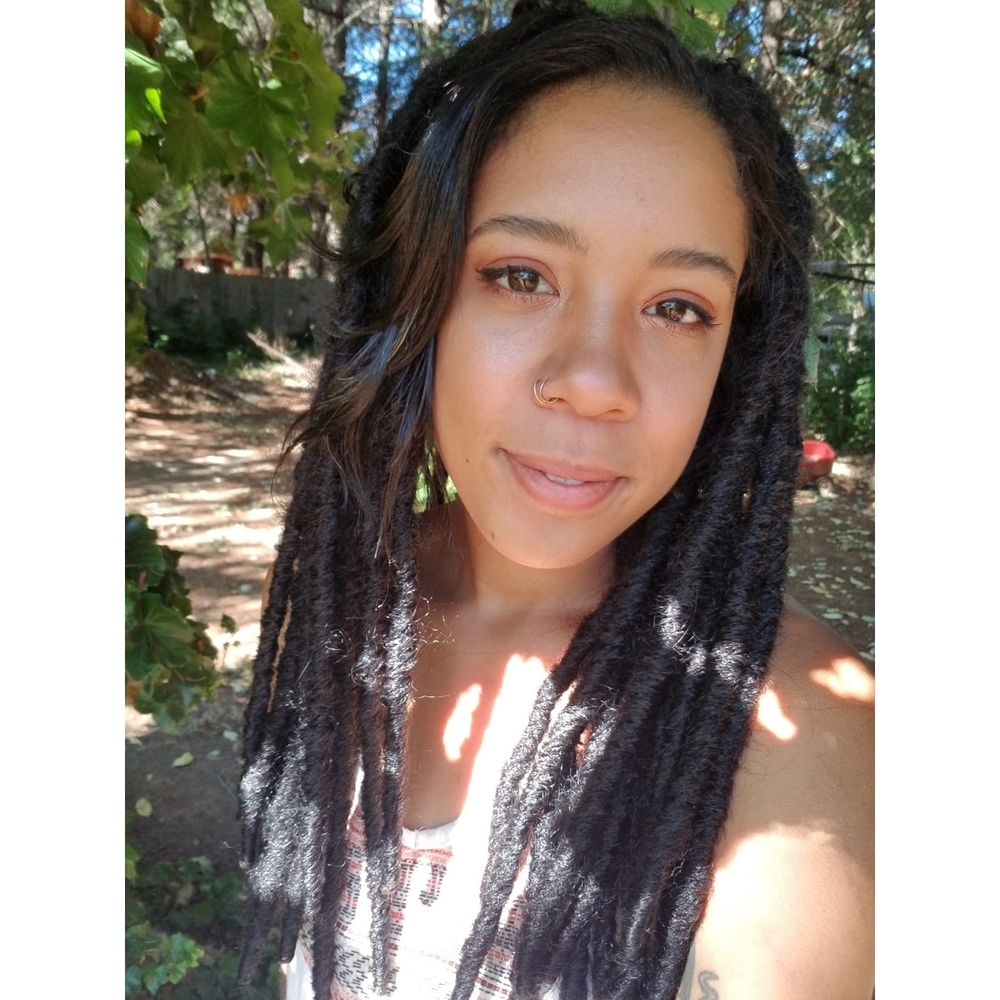 Meet your Posher, Imani